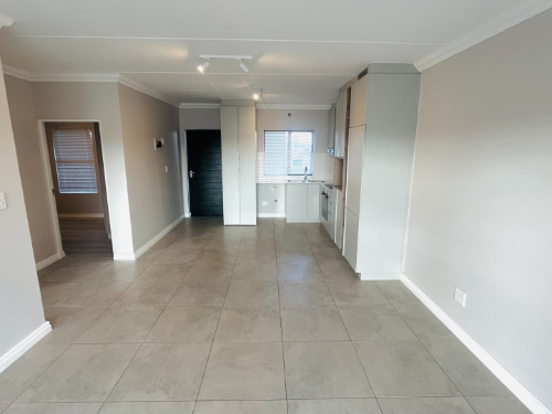 2 Bedroom Property for Sale in New Macassar Western Cape